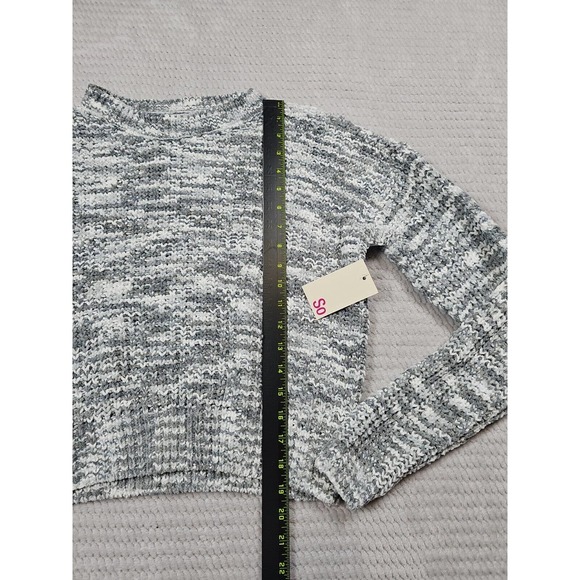 SO Sweater Womens Small Chunky Knit Gray & White Long Sleeve New - Picture 2 of 7